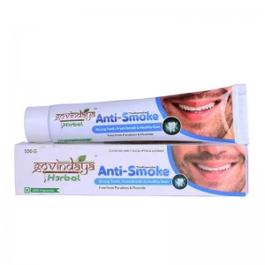      (Anti-Smoke Govindaya), 100 